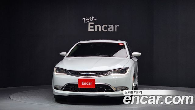 Chrysler 200 2015 — photo 3