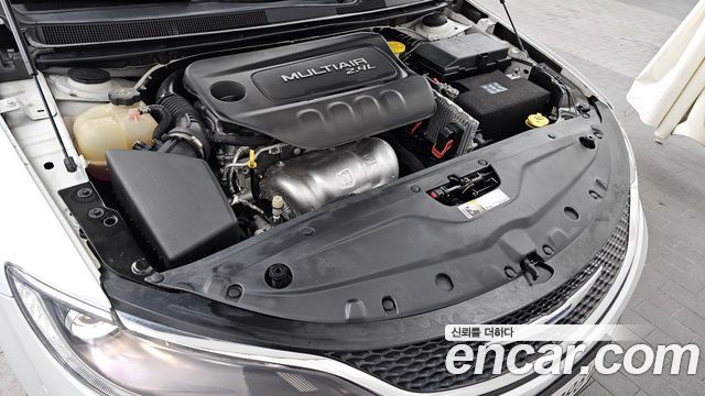 Chrysler 200 2015 — photo 6