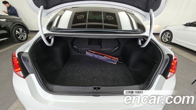 Chrysler 200 2015 — photo 20
