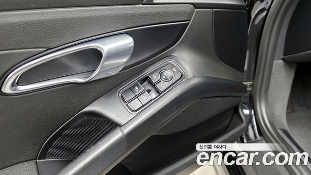 Porsche 718 2019 — photo 16