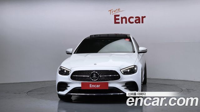 Mercedes-Benz E-Class 2021 — photo 3
