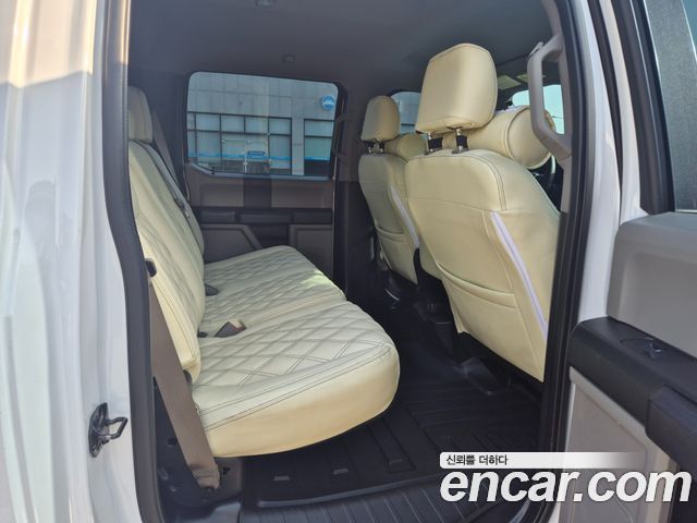 Ford F150 2016 — photo 11