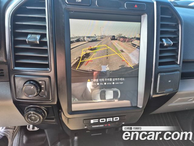 Ford F150 2016 — photo 18