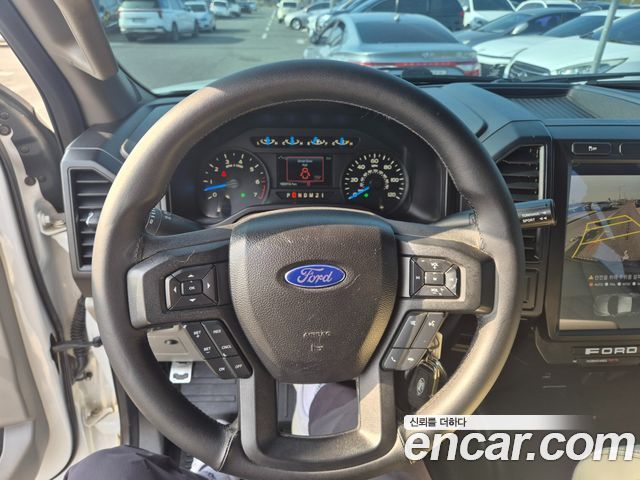 Ford F150 2016 — photo 20