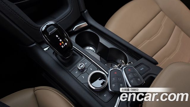 Cadillac XT6 2024 — photo 9