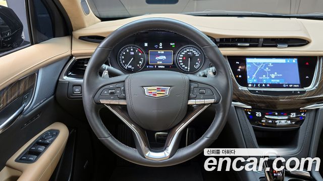 Cadillac XT6 2024 — photo 14