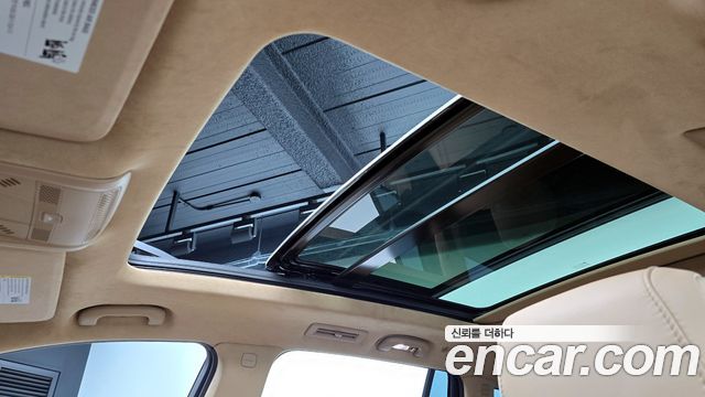 Cadillac XT6 2024 — photo 18