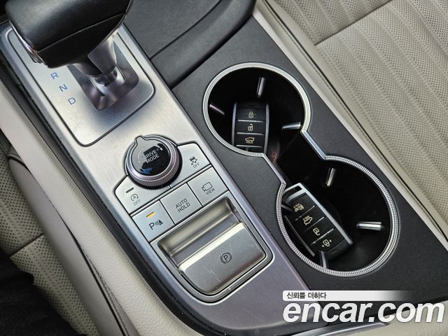 Genesis G70 2018 — photo 9