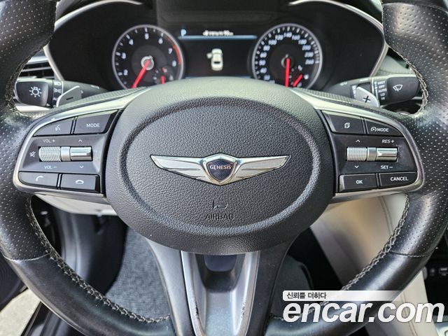 Genesis G70 2018 — photo 10