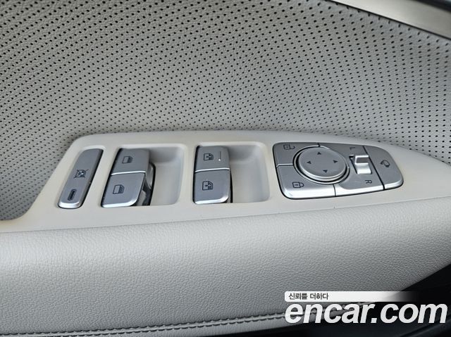 Genesis G70 2018 — photo 14