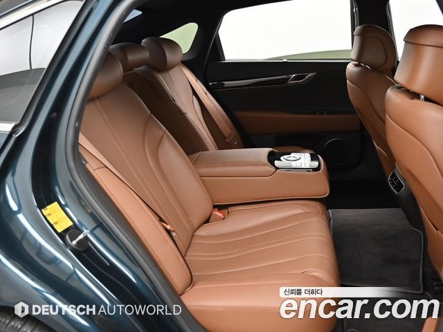 Genesis G80 2022 — photo 12