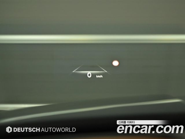 Genesis G80 2022 — photo 17