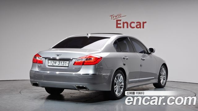 Hyundai Genesis 2012 — photo 2