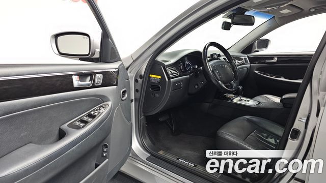 Hyundai Genesis 2012 — photo 10