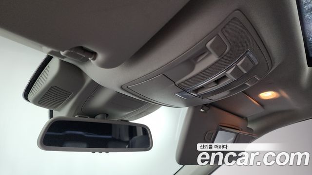 Mercedes-Benz GLS-Class 2017 — photo 17