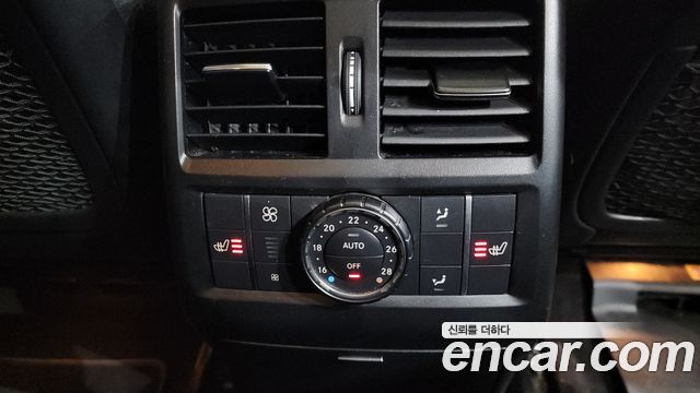 Mercedes-Benz GLS-Class 2017 — photo 19