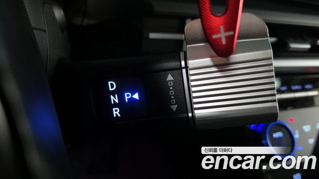 Hyundai Santafe 2024 — photo 9