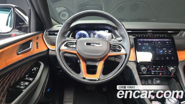 Jeep Cherokee 2021 — photo 13
