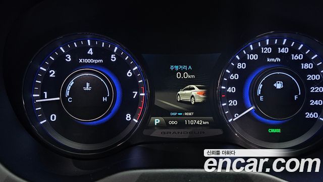 Hyundai Grandeur 2014 — photo 8