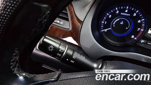 Hyundai Grandeur 2014 — photo 17
