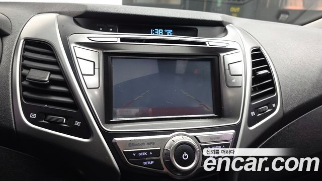 Hyundai AVANTE 2015 — photo 15
