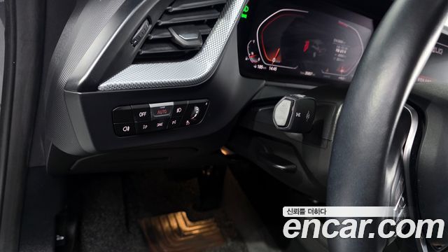 BMW 2-Series 2021 — photo 17
