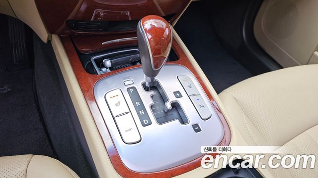 Hyundai Genesis 2012 — photo 9