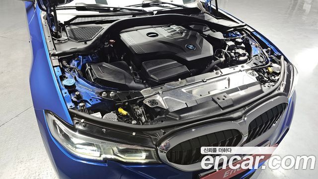BMW 3-Series 2021 — photo 6