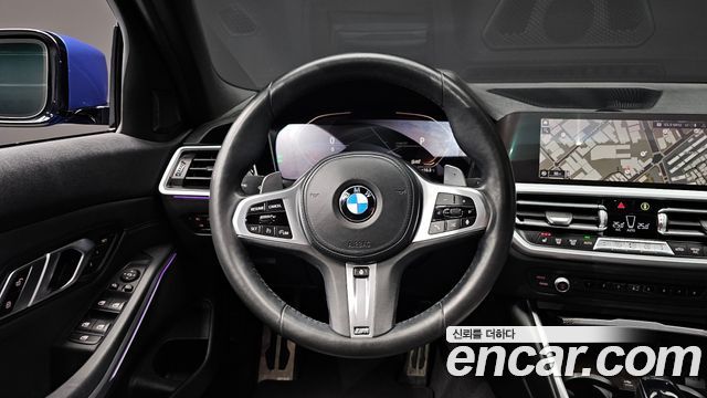 BMW 3-Series 2021 — photo 13