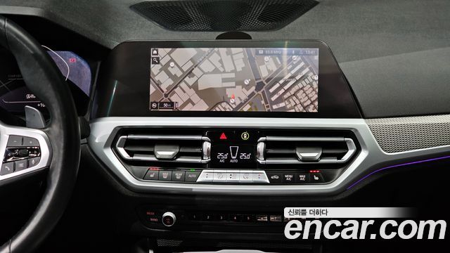 BMW 3-Series 2021 — photo 14