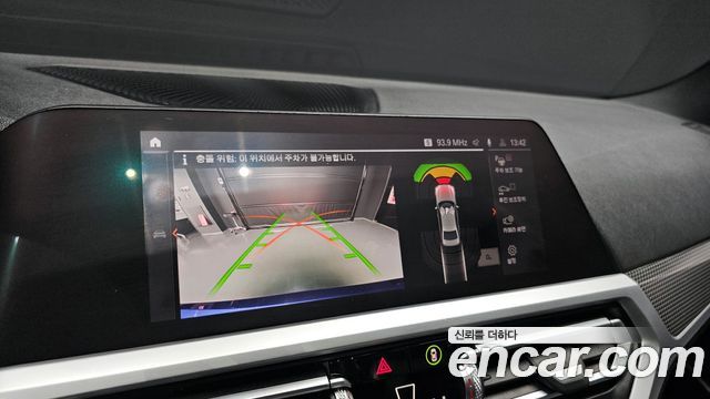 BMW 3-Series 2021 — photo 15