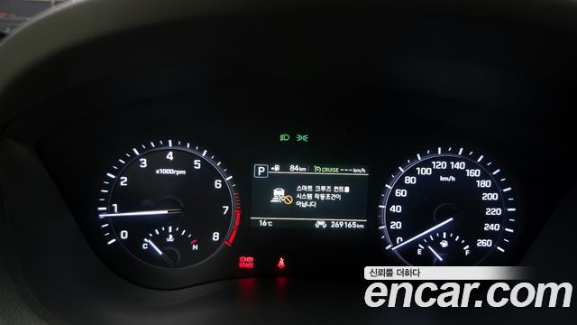 Genesis G80 2018 — photo 8