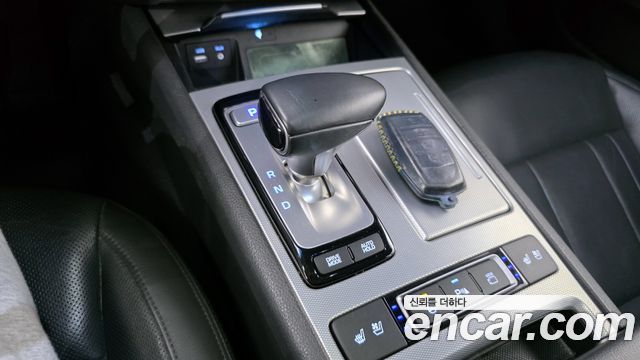 Genesis G80 2018 — photo 9