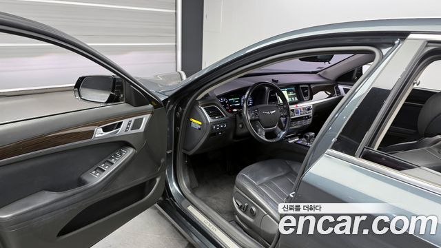 Genesis G80 2018 — photo 10
