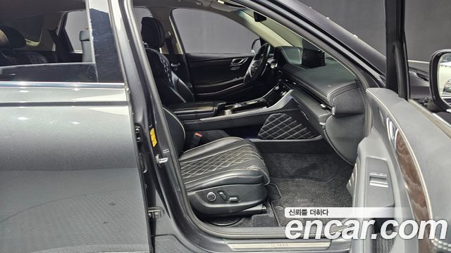 Genesis GV80 2020 — photo 11