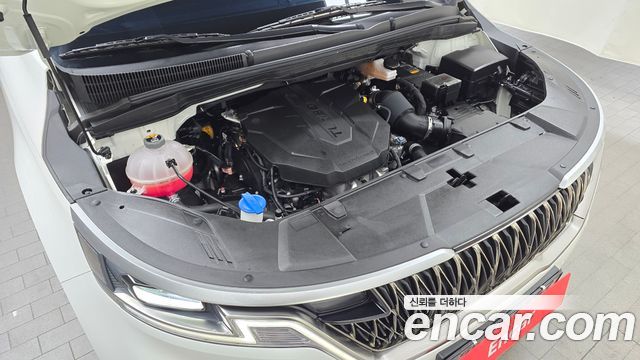 Kia Canival 2023 — photo 6
