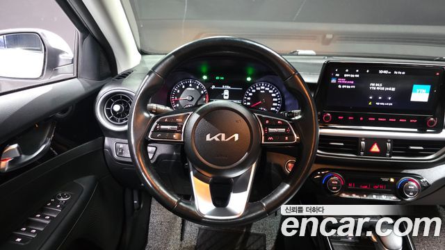 Kia K3 2022 — photo 13