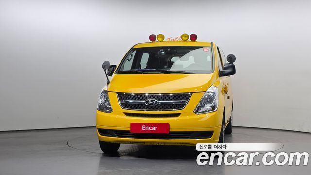 Hyundai Starex 2015 — photo 3
