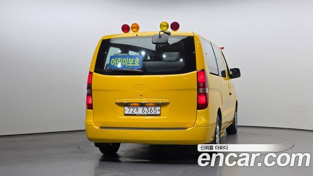 Hyundai Starex 2015 — photo 4