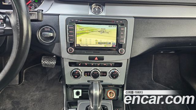 Volkswagen CC 2015 — photo 16