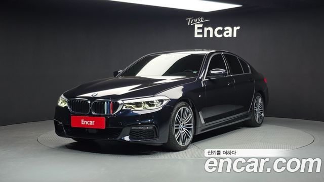 BMW 5-Series 2019 — photo 1