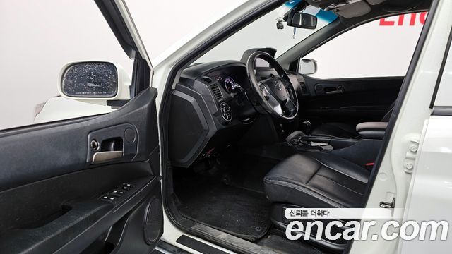KG Mobility KORANDO 2015 — photo 11