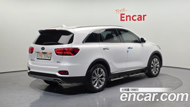 Kia Sorento 2018 — photo 2