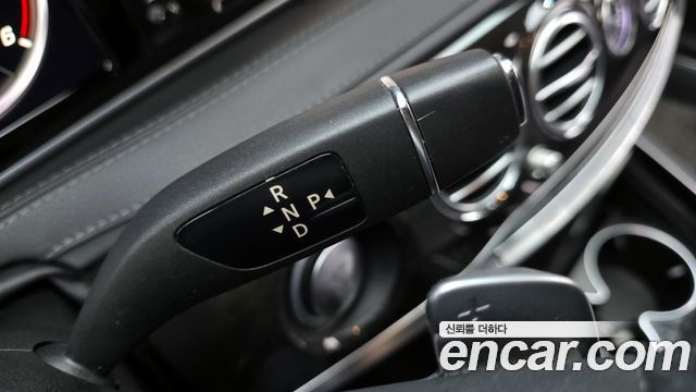 Mercedes-Benz S-Class 2015 — photo 9