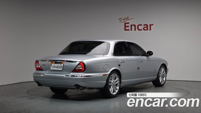 Jaguar XJ 2007 — photo 2