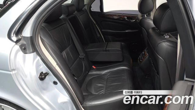 Jaguar XJ 2007 — photo 11