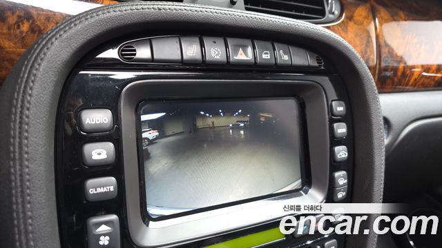 Jaguar XJ 2007 — photo 16