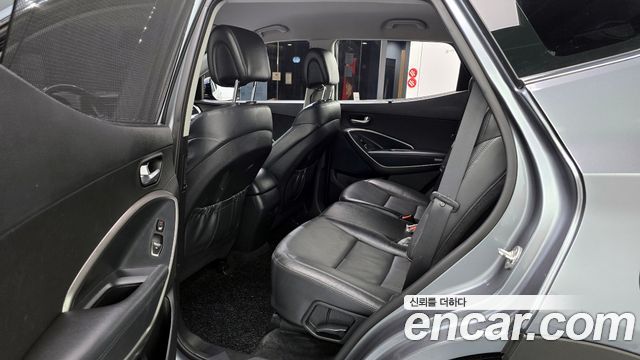 Hyundai Santafe 2018 — photo 13
