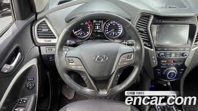 Hyundai Santafe 2018 — photo 14