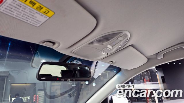 Hyundai Santafe 2018 — photo 20